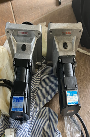 新旧比較（左：新品、右：旧品）