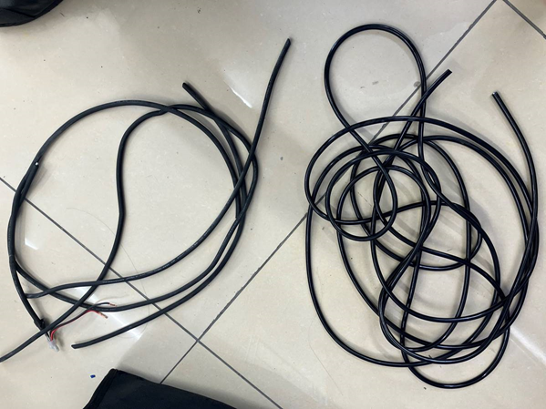 新旧比較（左：旧品、右：新品）