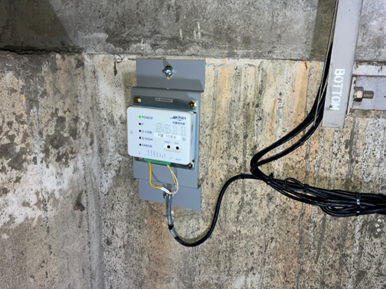 耐震対策：地震時管制運転装置（P波感知）地震発生時に最寄階に着床し、ご利用者様の閉じ込めを防ぎます。