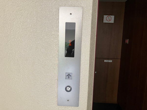 新：乗場操作盤