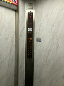 旧:カゴ内操作盤