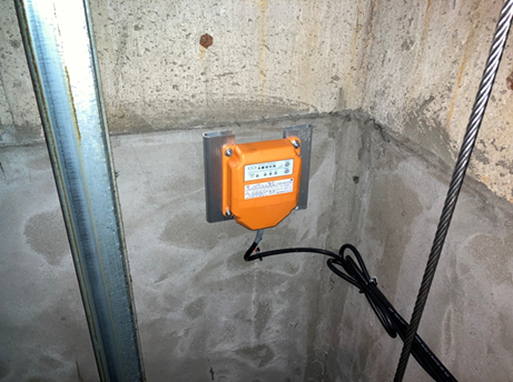 耐震対策:地震時管制運転装置（Ｓ波・Ｐ波）※地震発生時エレベーターを最寄階に停止し、扉を開きます。