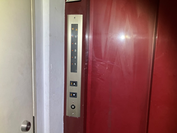 旧：乗場操作盤