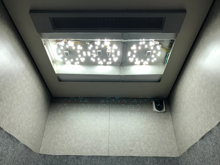 新:カゴ内照明 ※今後の蛍光灯廃止に備えLED化いたしました。