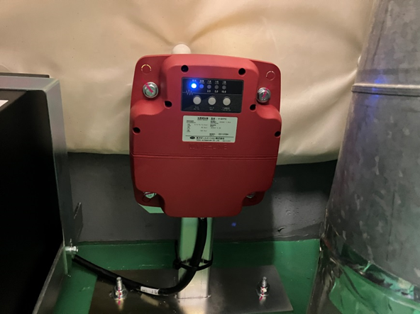 耐震対策：地震時管制運転装置（S波・P波感知）地震発生時に最寄階に着床・停止し、ご利用者様の閉じ込めを防ぎ、安全を確保いたします。