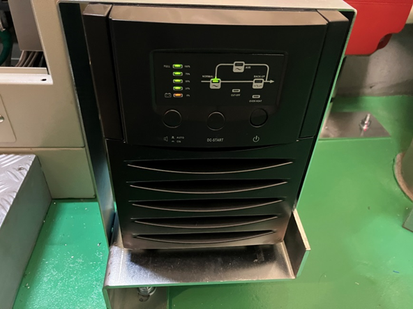 耐震対策：停電時自動着床装置　※停電発生時に最寄階に着床し、ご利用者様の閉じ込めを防ぎます。