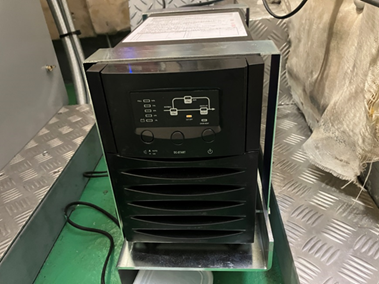 耐震対策：停電時自動着床装置　※停電発生時に最寄階に着床し、ご利用者様の閉じ込めを防ぎます。