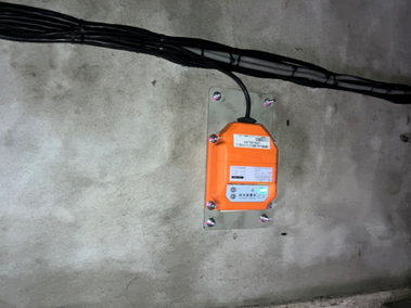 耐震対策：地震時管制運転装置（P波感知）※地震発生時に最寄階に停止し、ご利用者様の安全を確保いたします。