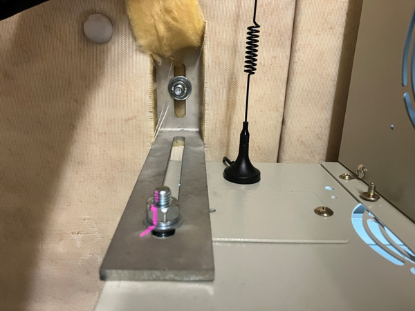 耐震対策：転倒防止対策