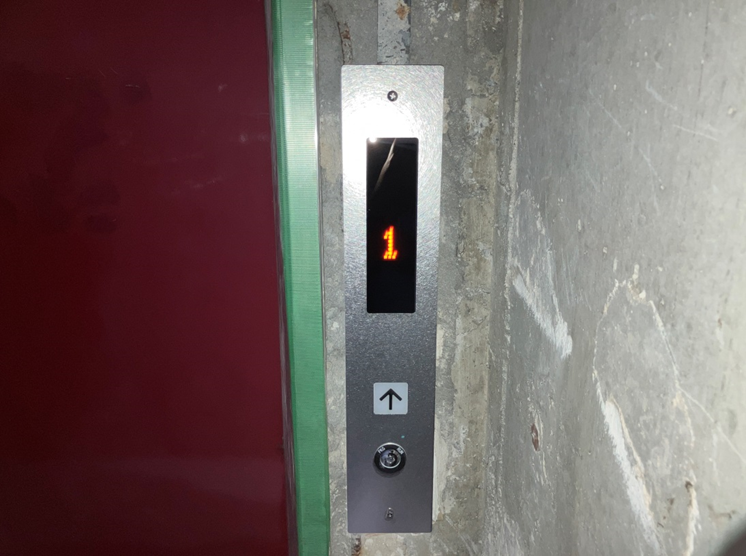 新：乗場操作盤